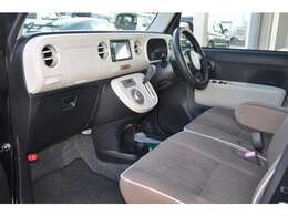 安心してご購入いただけるよう第三者機関による車両検査を行い車両評価書を発行、総額表示の適正表示など情報開示を心がけておりますので気になることがありましたらお気軽にお尋ねください（＾＾）