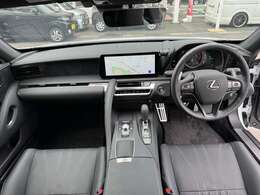 ワンオーナー/禁煙車/12.3インチタッチディスプレイオーディオプラス/全方位モニター/ETC/黒革シート/ガラスパノラマルーフ/OP21インチAW/セーフティシステムプラス/パワーシート/シートヒーター/ベンチレーション