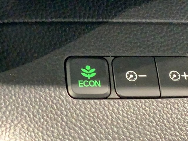 エコモードスイッチで省エネ運転も出来ます。