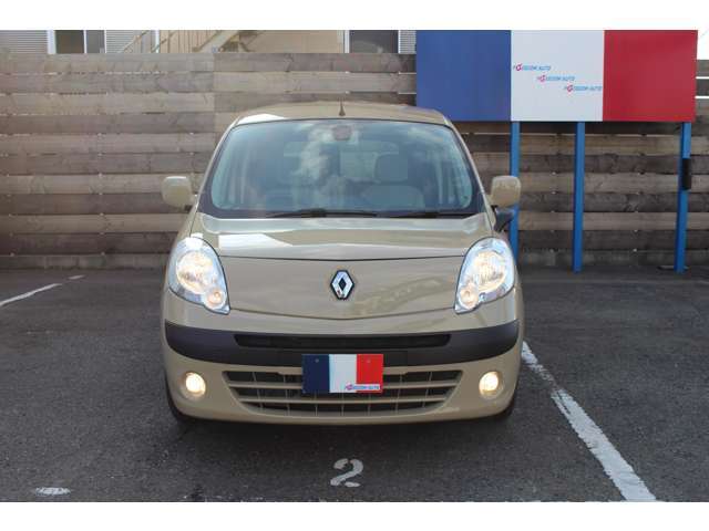 ルノー カングー 1.6 2013年 6.8万キロ (大阪府) FREEDOM AUTO