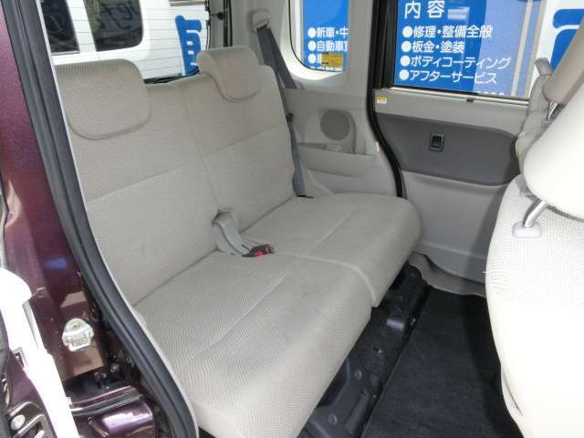 車内クリーニングにて綺麗に保たれております。納車時は再度クリーニングを致します。