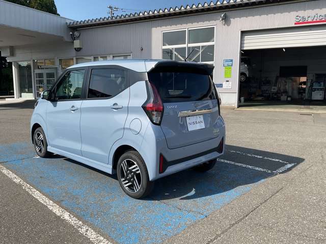 保険も日産！日産で自動車保険にご加入のお客様への特別な日産カーライフ保険プランをご用意しております。