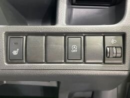 【シートヒーター】寒い日に重宝するシートヒーター！エアコンより早く温まってくれるので寒がりの人も安心ですね♪エアコンの温風は乾燥するから苦手、という方にもをおすすめです。