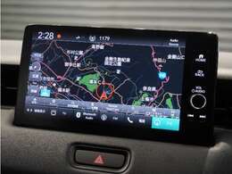 【ナビゲーション】起動までの速度と地図を検索する速度が最大の魅力。初めての道でも安心・快適なドライブをサポート出来ます。操作も簡単で、ストレスフリーなドライブを提供。