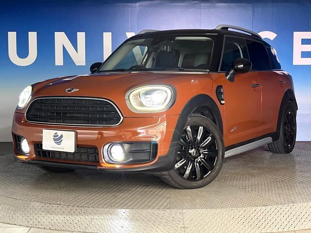 ●LEDヘッドライト：夜間走行時も良好な視界を確保し安心して運転できる高輝度LEDヘッドライトを装備！点灯速度が早く、消費電力も抑えられています。