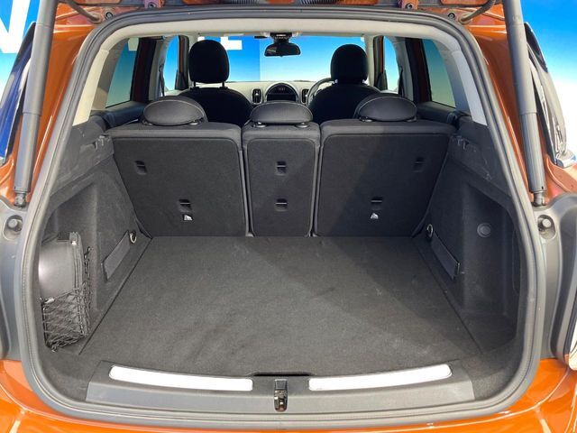 ●トランクルーム：趣味が広がる収容スペース！これだけの広さがあればお買い物やレジャーなどにも最適です！使用感も少なくきれいな状態を維持しております。