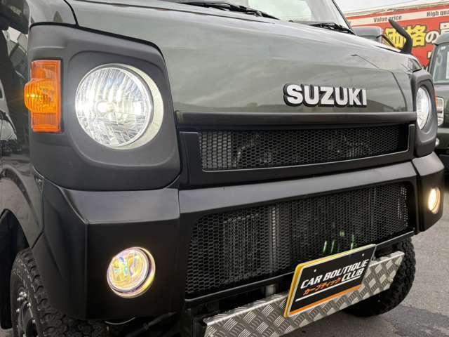 夜間走行も安心のLEDヘッドランプ☆フォグランプ☆