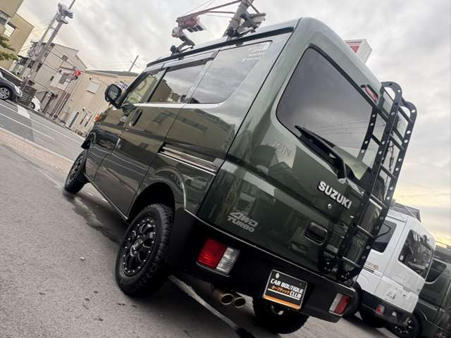 アウトクラスカーズフロントバンパー・スキッドバンパー・丸目ヘッドライト　フォレストオートリフトアップ