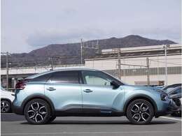 【新車保証継承】こちらのお車は、新車保証継承をしてお渡し致しますので、全国のシトロエンディーラーで保証修理を受けて頂けます。
