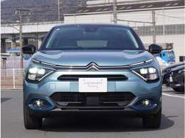 【シトロエン認定中古車】シトロエンの認定中古車は、全て厳しい社内基準をクリアしております。信頼感・安心感・満足感をお客様にお届けいたします。