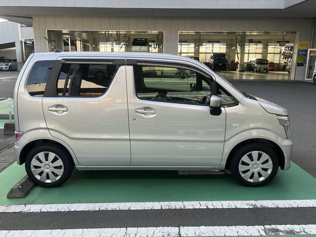 先行車発進お知らせ機能・ふらつき警報機能を搭載。
