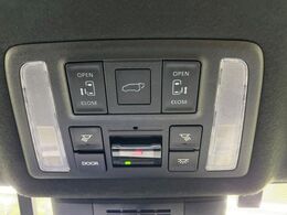 【両側パワースライドドア】スマートキーや運転席のスイッチで後席両側スライドドアの開閉が可能♪電動だから力を入れてドアを開ける必要が無く、小さなお子様でも簡単に開け閉めでき快適です♪