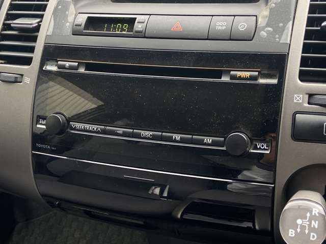 当社はお客様からのご要望により出来るだけ安く、早く掲載してほしいという声から内装はほぼ仕上げを行う前に撮影・展示しおります。納車の時にキレイになった車を見て大変満足して頂いております。