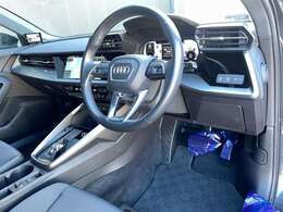 【フロアマット】『フロアマット』の画像になります。写真の内容に関してご不明点、ご質問等がございましたらお気軽にガリバー店舗までお問い合わせください。