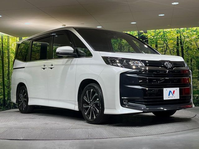 大好評のボディコーティング「弾スプラッシュコート」もご納車までに施工可能。通常のガラスコートと異なる、耐久年数6年の無機質ガラスコーティングが、ボディをキレイな状態に保ってくれます。