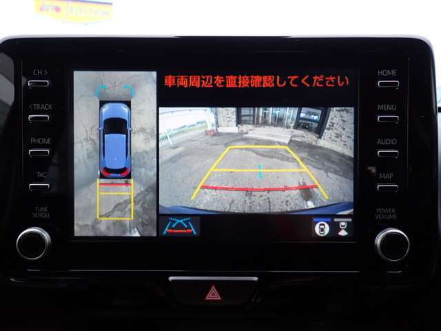 全周囲カメラ装備です☆　苦手な車庫入れも安心です！