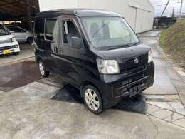 営業時間は13時～19時です。定休日は木曜日。店舗納車ももちろん可能です。（その際の陸送費用はかかりません。）住所がわかりにくい場合はお電話ください♪スタッフがご案内いたします。