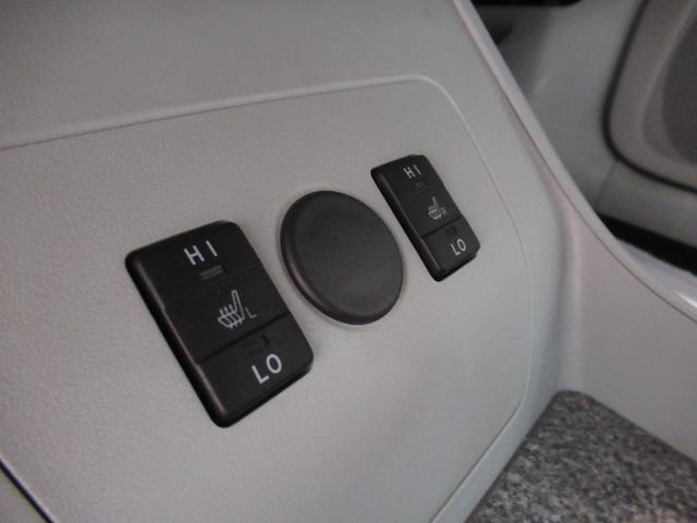 1年間”走行距離無制限”（無償保証）のまごころ保証サービスは、ご希望に応じてプラス1年、プラス2年の保証延長も可能です（延長保証分は別途有償となります）。