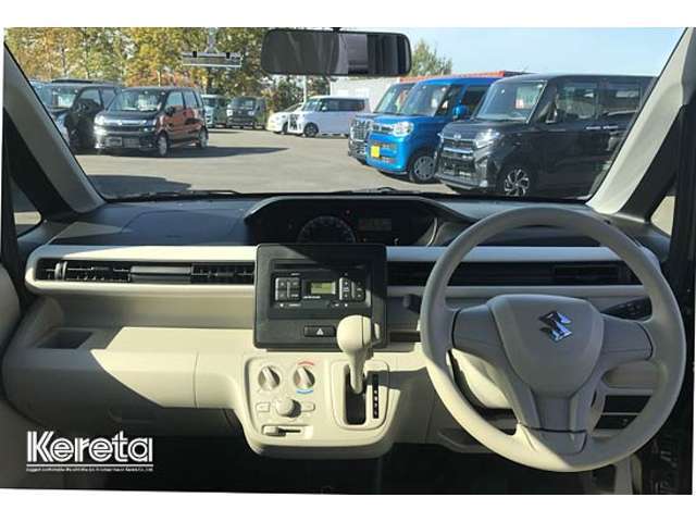 お子様のための大きいなキッズスペースもあります！お子様を預けて心おきなく車種選びを楽しんでください♪