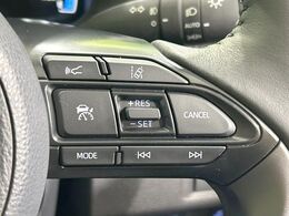 【レーダークルーズコントロール】高速道路での長距離走行が楽に！！自動で速度を保つクルーズコントロールが、衝突軽減システムと連携し、前方の車両を感知して車間を保つように速度調節してくれます！！