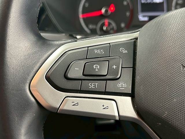 【クルーズコントロール】装備車両です。遠距離ドライブの高速道路などでは大活躍で疲労軽減に役立ちます。
