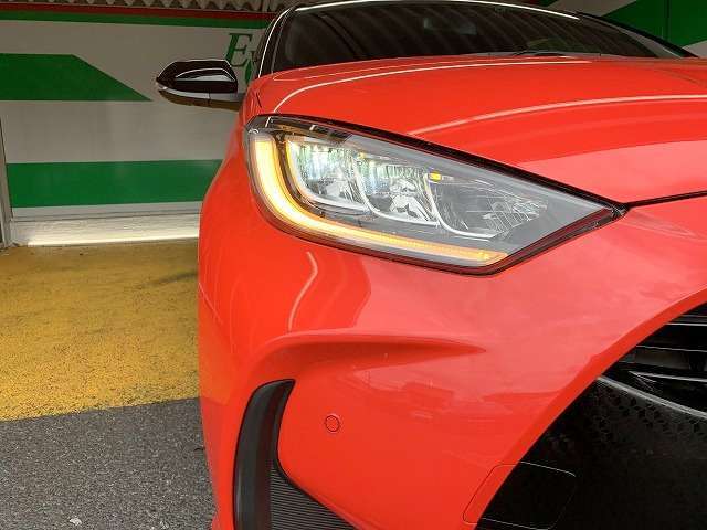 明るいLEDヘッドライトも付いて夜間走行も安心です！
