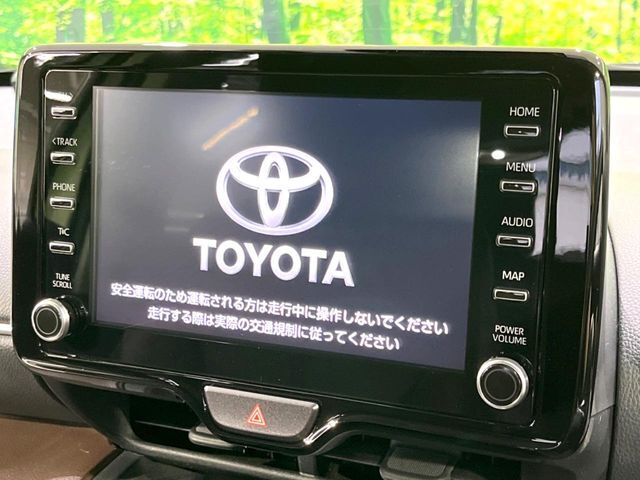 【ナビ機能付きディスプレイオーディオ】ナビ機能搭載の他、お持ちのスマートフォンと連携して、ナビやbluetoothでの音楽再生が可能です♪デザインはもちろん操作性も良好！