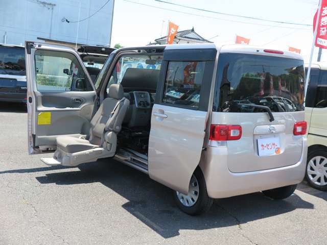 総在庫数70台以上を展示しております♪欲しい車がきっと見つかる！！まずは一度ご来店下さい♪また、愛車の買い取りも行っております！車を買うのも売るのもKEIZUへ♪