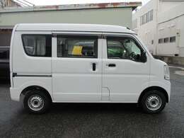 フロント右側を修理しております。走行には問題なく安心してお乗り頂けます♪修復箇所について気になる点などございましたらお気軽にお問合せ下さいませ♪