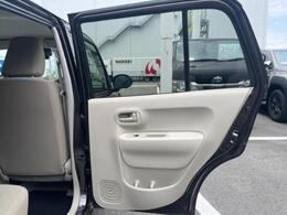 WECARSではほぼ毎日新しい在庫車両を入荷しております！お客様のこだわりを叶える1台がきっとWECARSにあるはずです！