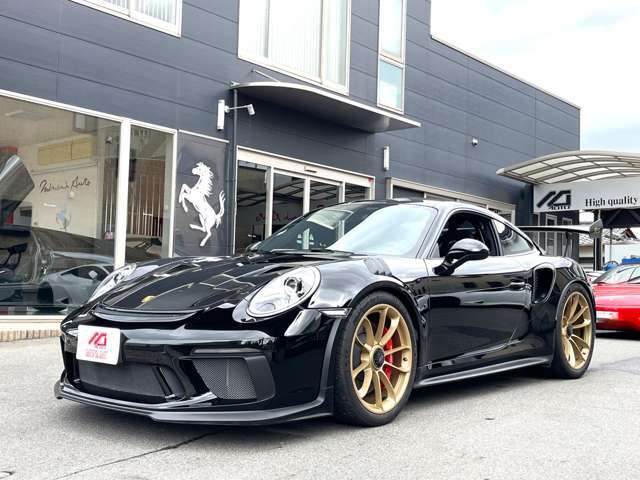 カラードヘッドクレスト