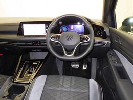 輸入車ならではの、細部まで作り込まれた、洗練されたデザインです。運転席からの視界は、店頭にてお客様ご自身の目でお確かめください.