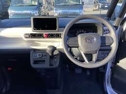 ☆届出済未使用車とは☆　登録がされているお車で走行距離は10キロほどで誰も乗っていない車です！展示車はキズが付いてしまう場合もあるので直接ご確認くださいませ。