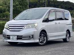 弊社スタッフには看板犬のフレンチブルドックのヘムヘムがおりますので、犬が苦手な方はお手数ですがお申し出ください。