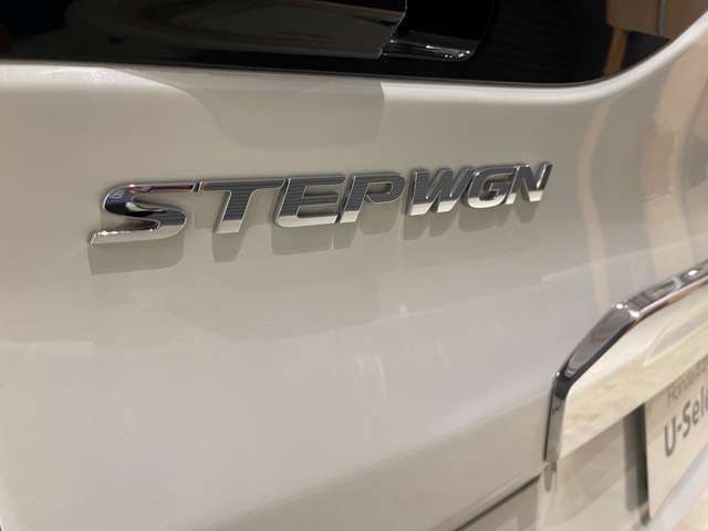 歴代5代目となるSTEPWGNでHONDAで人気のあるミニバンシリーズになります。