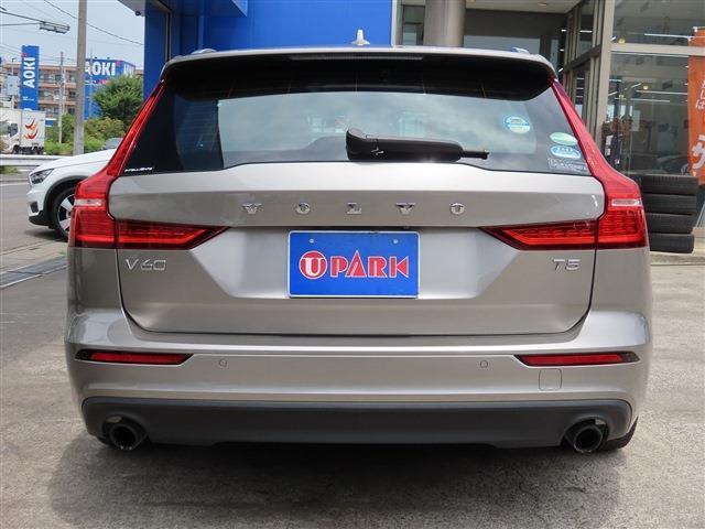 レザーpkg/茶革/ACC/BSM/LKA/ナビTV/Bカメラ/CarPlay/BTオーディオ/スマキー/アイドリングSTOP/ヒーター付Pシート/PWバックドア/LEDヘッド/オートHiビーム/禁煙車/記録簿/