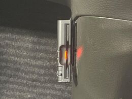【ETC】高速道路の料金所をストレスなく通過！話題のスポットやサービスエリアに多い「スマートIC」利用時は必須のアイテムです。当店でセットアップを実施、ご納車当日からすぐにご利用いただけます！