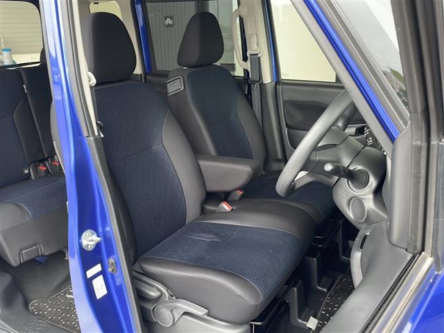 【運転席】座り心地が良いシートなので長時間の運転でも快適にお過ごしいただけます。新品のフロアマットのご注文も可能です。掲載箇所以外にご希望の写真がございましたらお気軽にお問い合わせ下さい。