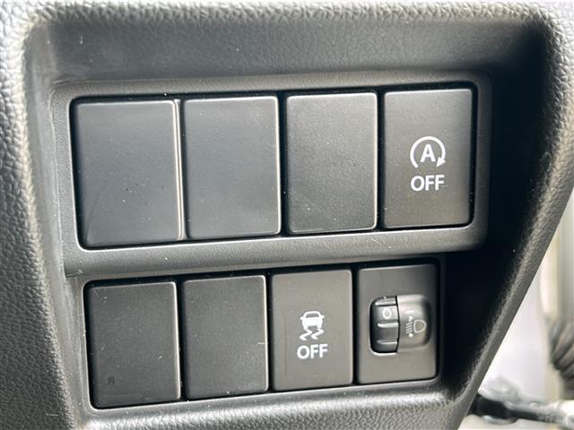 運転席周りにある装備です。ハンドル周り、インパネ周り等についている装備をこちらで確認できます。