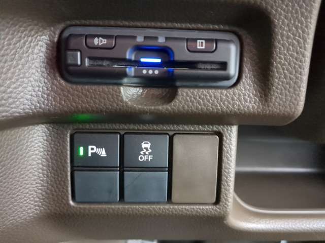 陸運局指定または認証工場にてしっかり整備を行いご納車させて頂いております！車検・ご納車後のアフターケアもお任せ下さい！