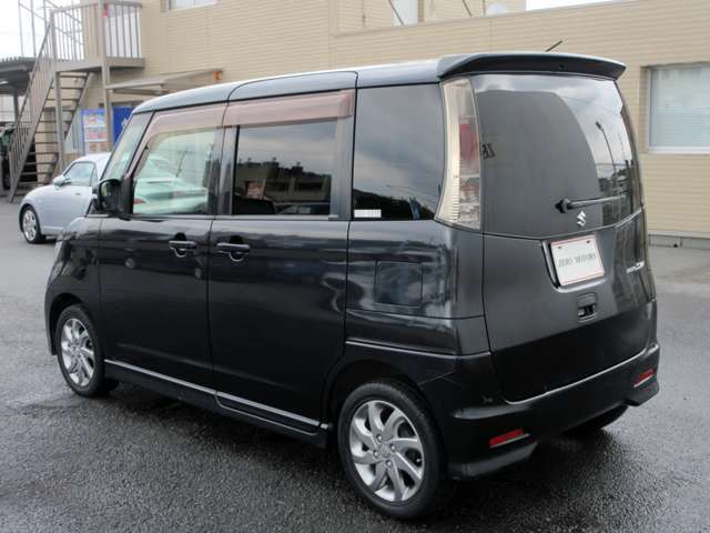 【400台以上の展示台数】各メーカーでの見比べ・同車種での見比べなどなど見比べながら車を選んでみませんか？当店なら可能です！ぜひ見て比べて納得の一台を探します！お車探しの際はお気軽にご相談ください！！