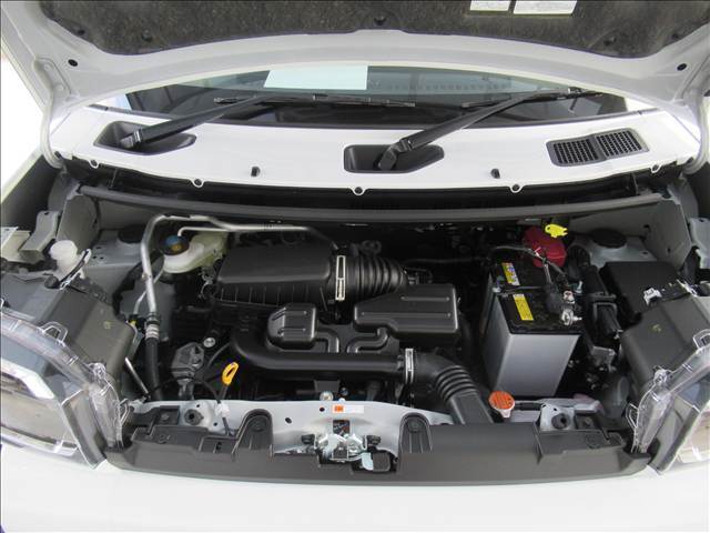 弊社は車検のコバックも提携しており、月々の車検台数300台の実績もありますので、納車後のアフターケアーもご安心ください。