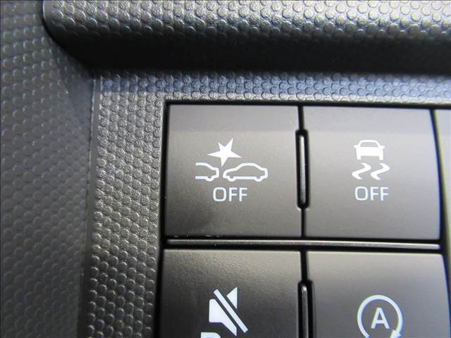 【スマートアシスト】ダイハツの安全装備の総称。車両に搭載した「ステレオカメラ」が周囲の状況を把握し、ドライバーの運転をサポート。