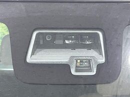 【スズキ　セーフティサポート】走行中に前方の車両等を認識し、衝突しそうな時は警報とブレーキで衝突回避と被害軽減をアシスト。より安全にドライブをお楽しみいただけます。