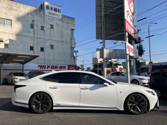 お車の知識がなくても大丈夫です！皆様のご来店をスタッフ一同、心よりお待ちしております。