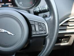 【全車速対応アダプティブクルーズコントロール】ミリ波レーダー+ステレオカメラ+赤外線により前方車輌を認識し、高速道路などの自動車専用道路や渋滞時などではドライバーの負担を大幅に軽減してくれます。
