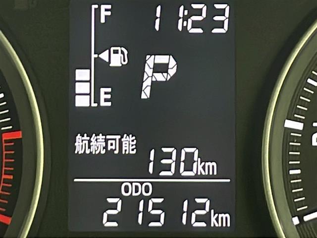 【スピードメーター】メーターがシンプルで見やすく運転しやすいですね！