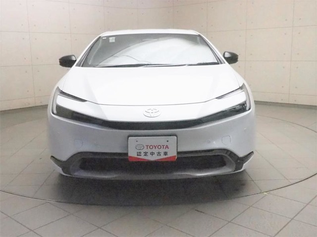 低燃費で環境にもやさしいハイブリッド車です。トヨタ専用診断機器でハイブリッドシステムを綿密に点検してあります！