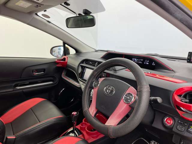 【インパネ全体】全方位で視界が広く、高い目線で運転もしやすいです！