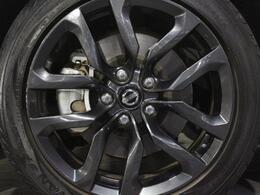 ご来店前にお問合せフォームから「来店予約」をお願い致します。予約ナシの当日のご来店については恐れ入りますがお電話で在庫確認をお願い致します。